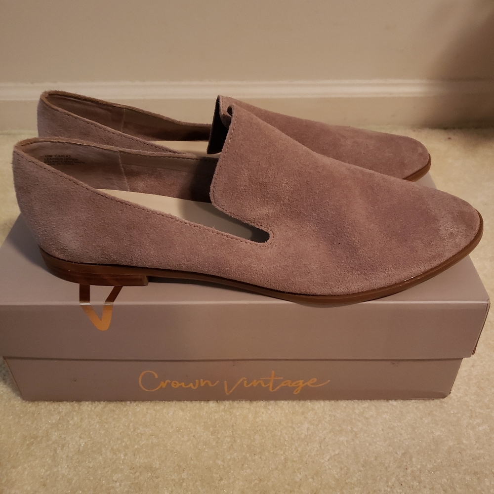 Shoes - Picture 2 of 5